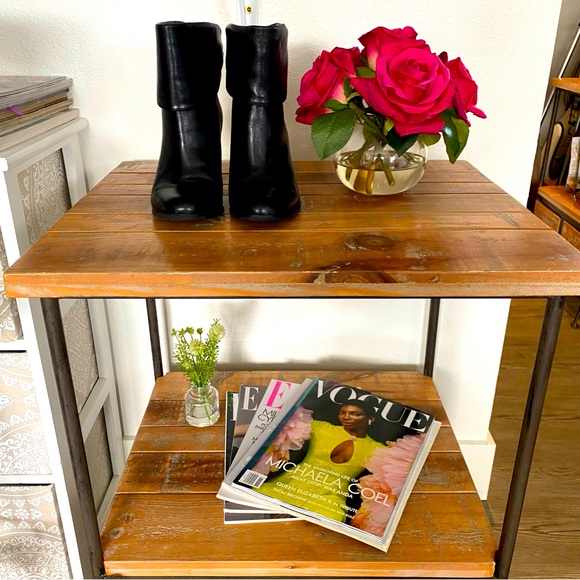 BCBG black Ankle Bootie (size 6)🌹 - Picture 7 of 12